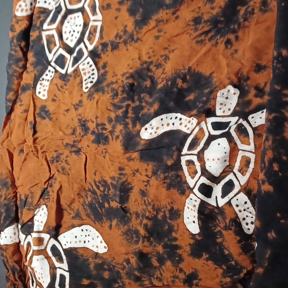 Koko Knot Beach/pool cover up turtle print brown black white fringed bottom - Picture 3 of 5